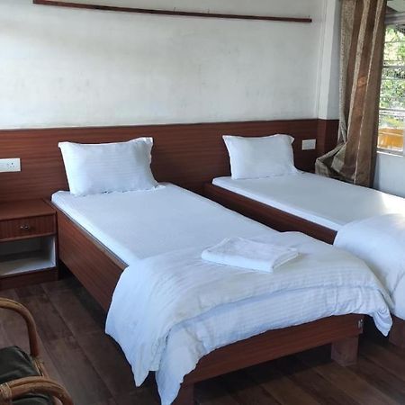 Peit Them Resort Mawlynnong Esterno foto