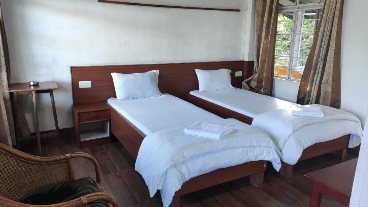 Peit Them Resort Mawlynnong Esterno foto